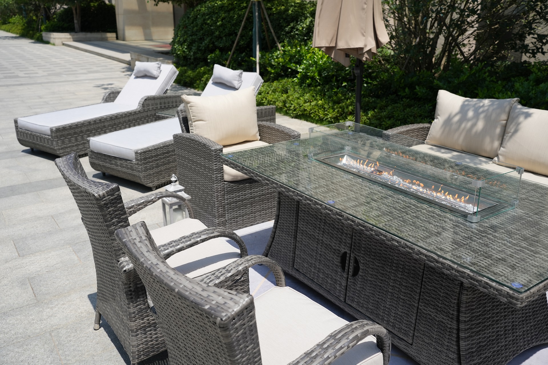 Wicker Patio Gray Wicker Conversational Seating Set with Rectangular Glass Fire Pit Table and Back Chair (Patio Set Option)