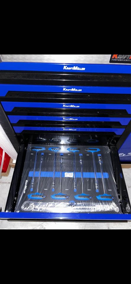 XXL-Werkzeugwagen komplett mit Werkzeugen + Koffer